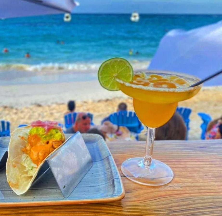 Los Corales Villas And Suites - Beach Club, Spa, Restaurantsプンタ・カナ エクステリア 写真