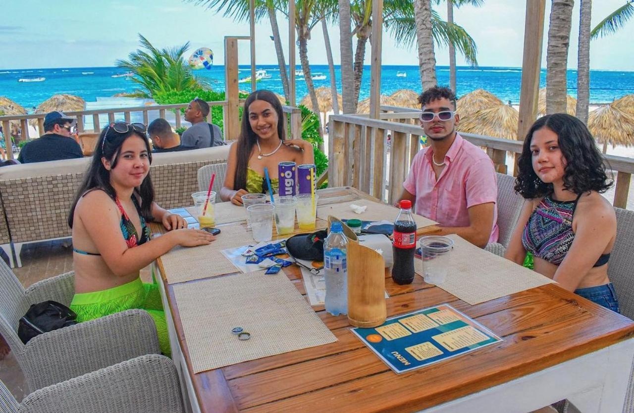 Los Corales Villas And Suites - Beach Club, Spa, Restaurantsプンタ・カナ エクステリア 写真