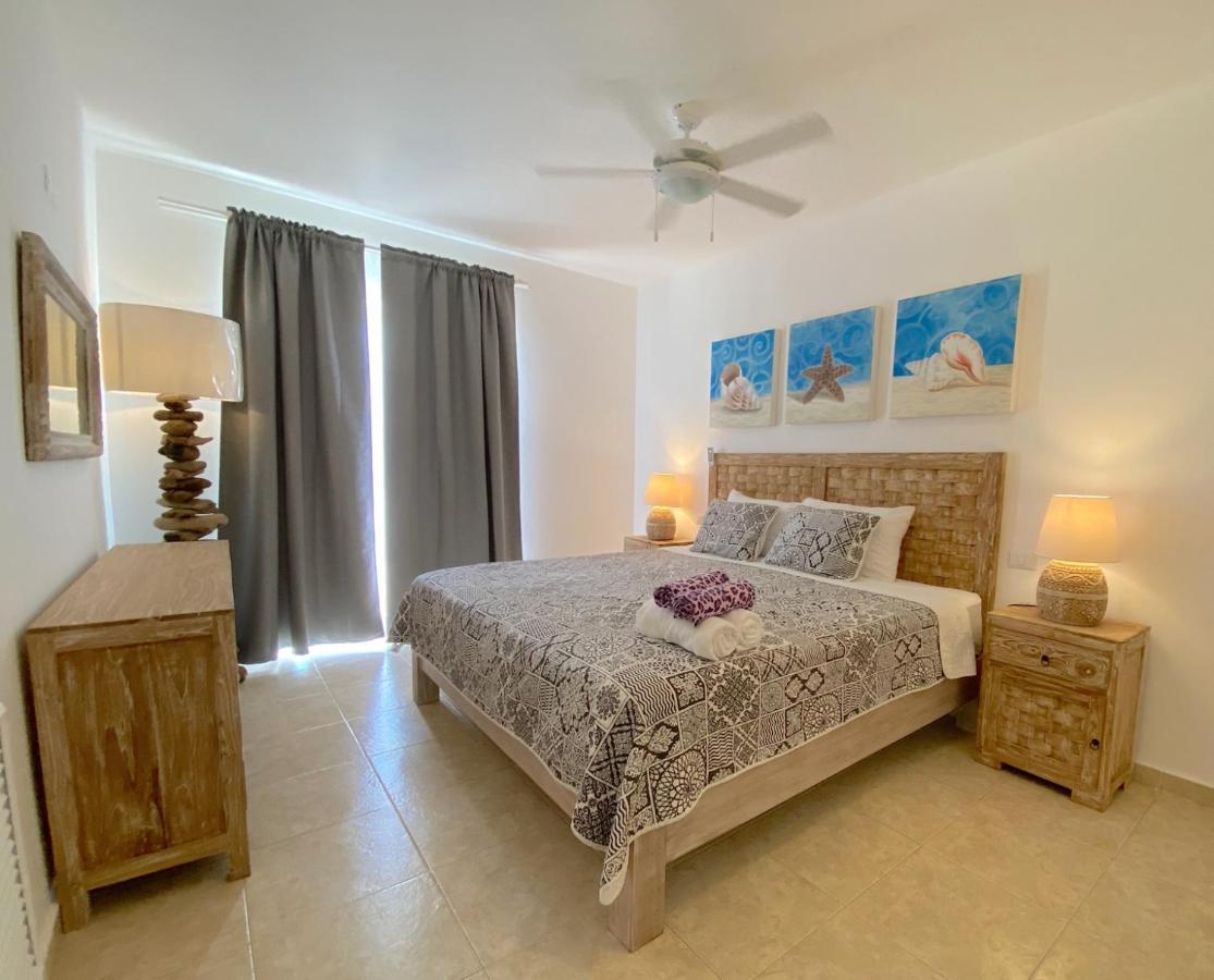 Los Corales Villas And Suites - Beach Club, Spa, Restaurantsプンタ・カナ エクステリア 写真